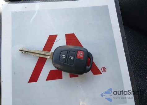 2015 Toyota Rav4 Xle из США, поврежденный, VIN 2T3RFREV1FW399746